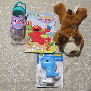 Valentines Day Sesame Street Elmo's Bundle